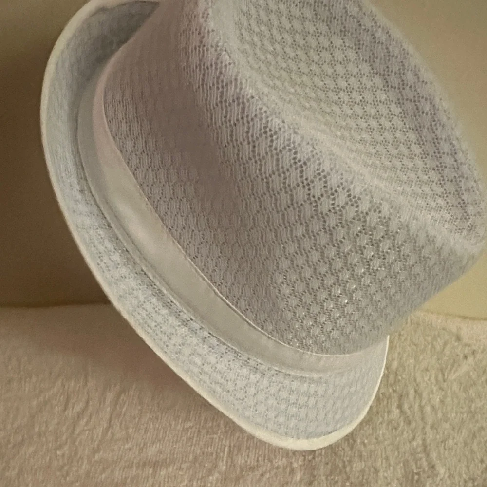 White Women s Summer Fedora Hat - Breathable Performance Style - Picture 2 of 5